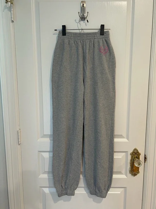 LOVE SHACK FANCY Gray Sweatpants with Pink Heart Accent / Size XS / - Picture 1 of 7